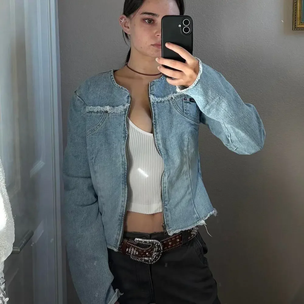 Perfect condition barely worn denim​​ - Picture 2 of 8